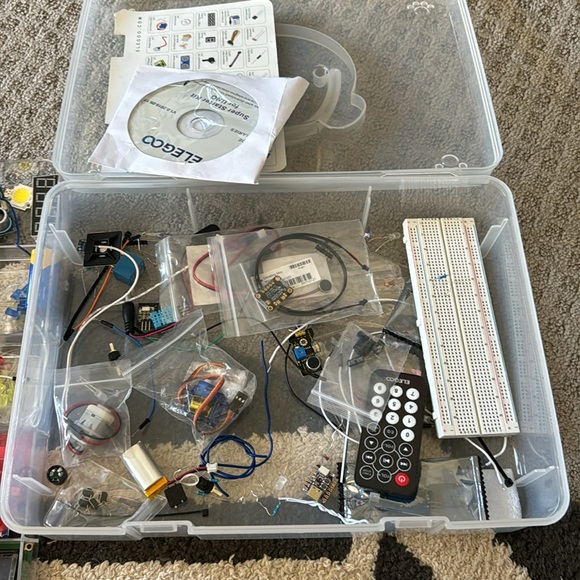 Elegoo Arduino Kit - Picture 2 of 4